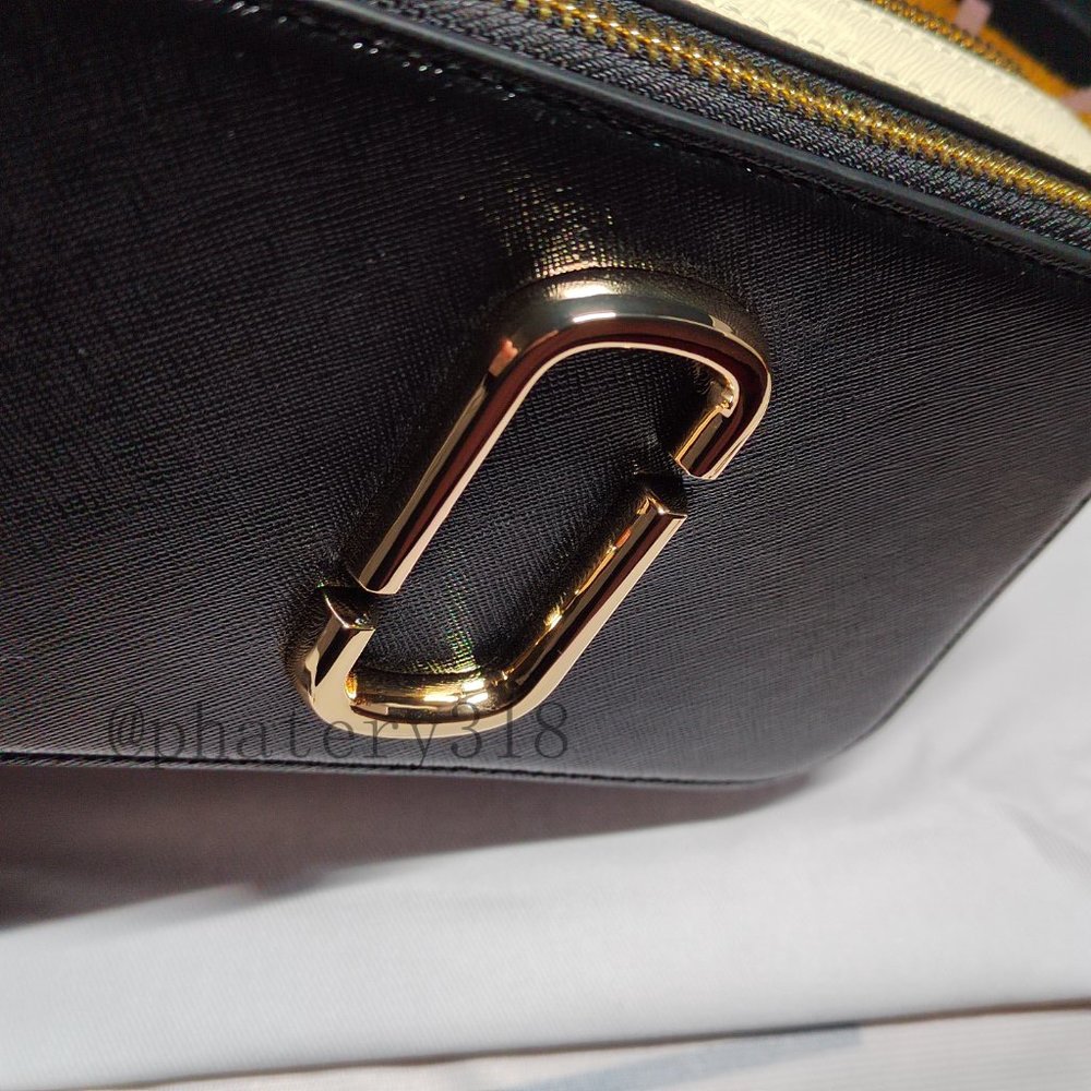 Marc Jacobs the SNAPSHOT black Crossbody Bag - Picture 15 of 16